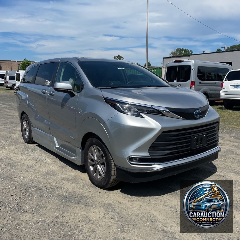 2021 Toyota Sienna XLE 7-Passenger