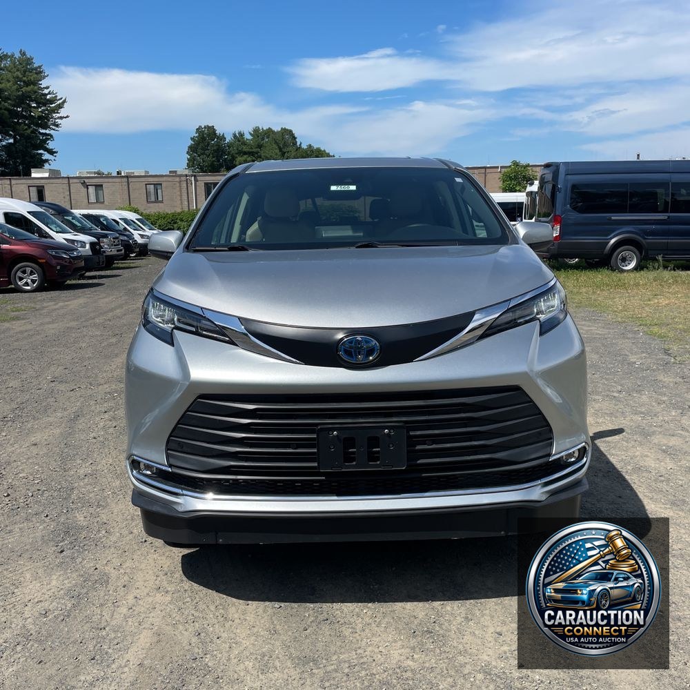 2021 Toyota Sienna XLE 7-Passenger