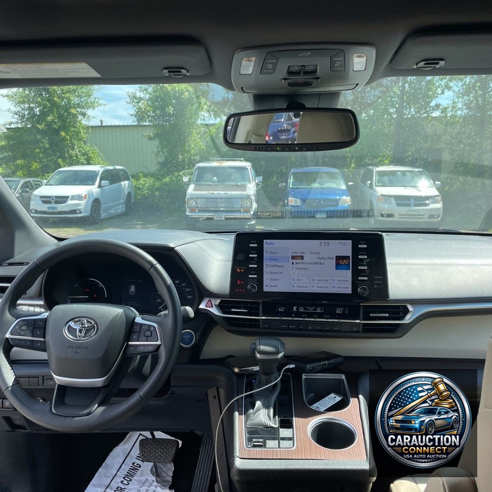 2021 Toyota Sienna XLE 7-Passenger