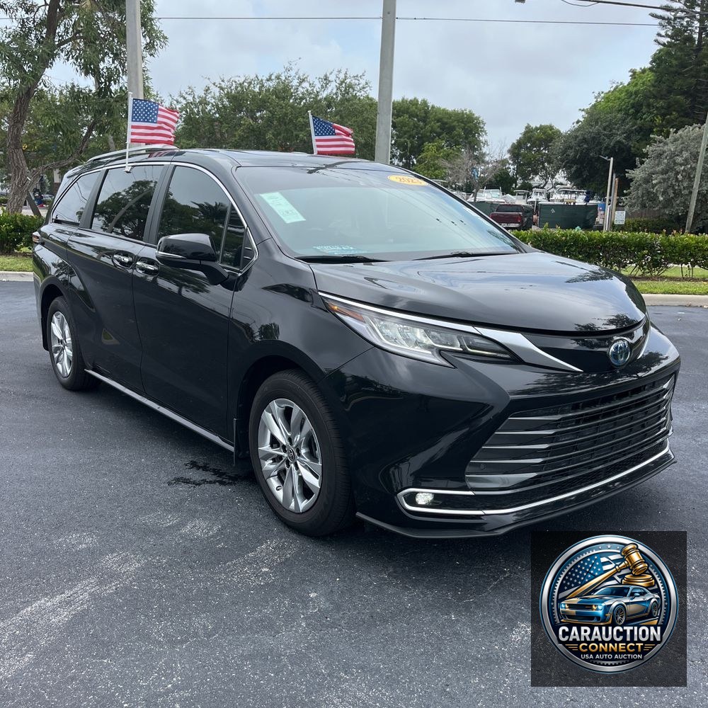 2023 Toyota Sienna Limited 7-Passenger