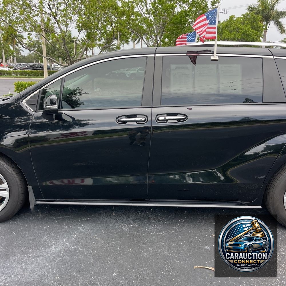 2023 Toyota Sienna Limited 7-Passenger