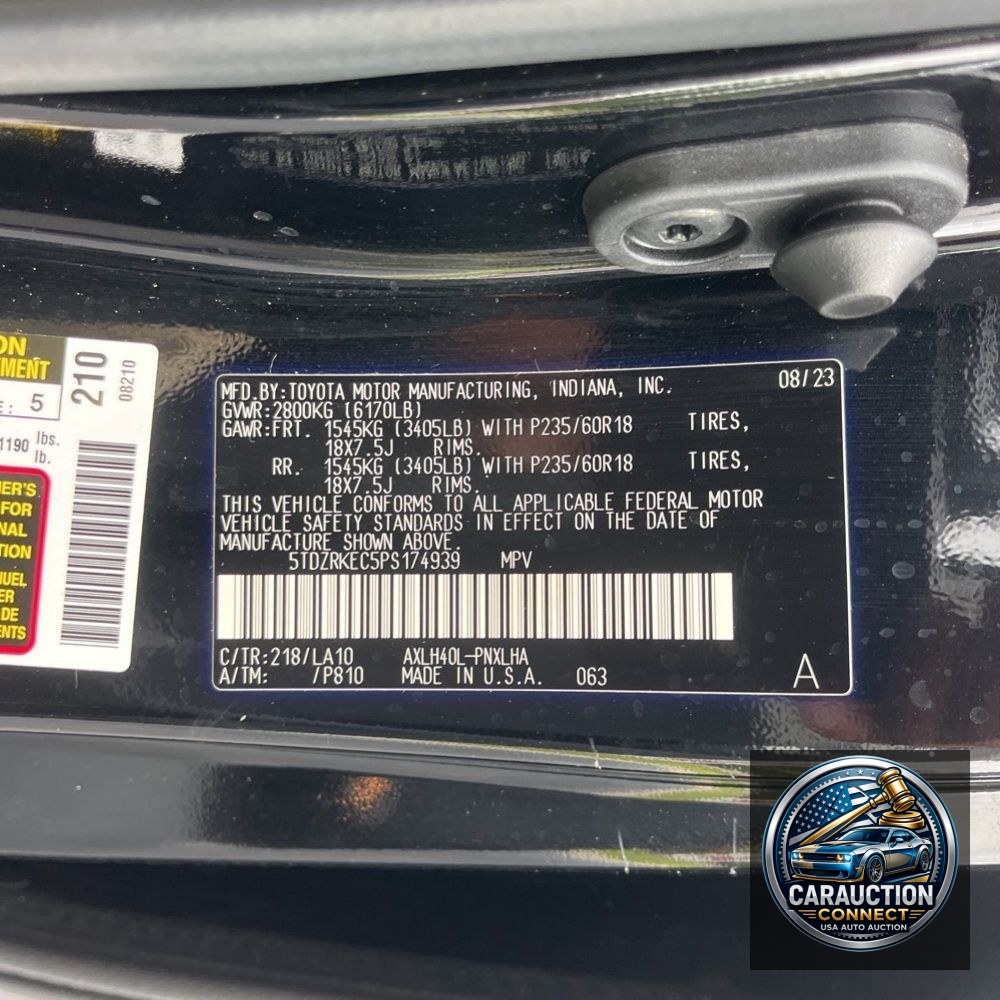 2023 Toyota Sienna Limited 7-Passenger