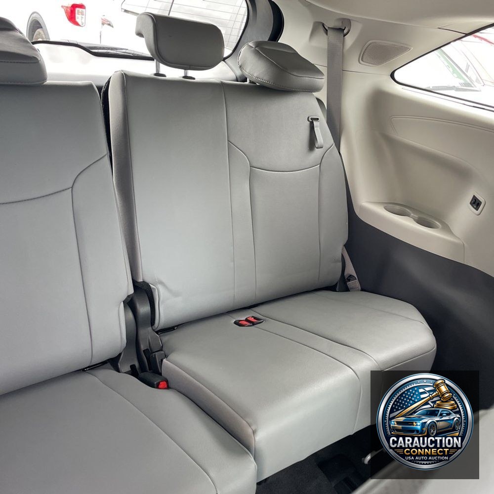 2023 Toyota Sienna Limited 7-Passenger