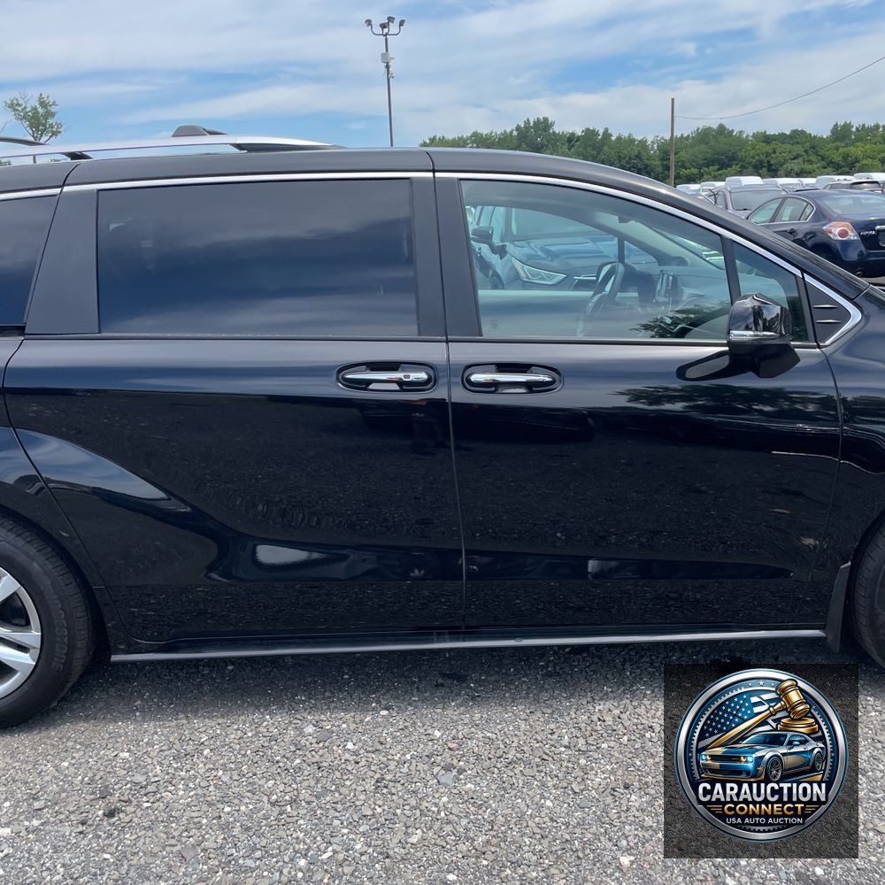 2024 Toyota Sienna Limited 7-Passenger