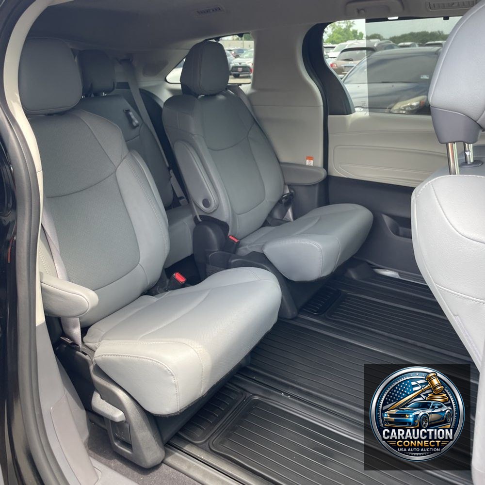 2024 Toyota Sienna Limited 7-Passenger