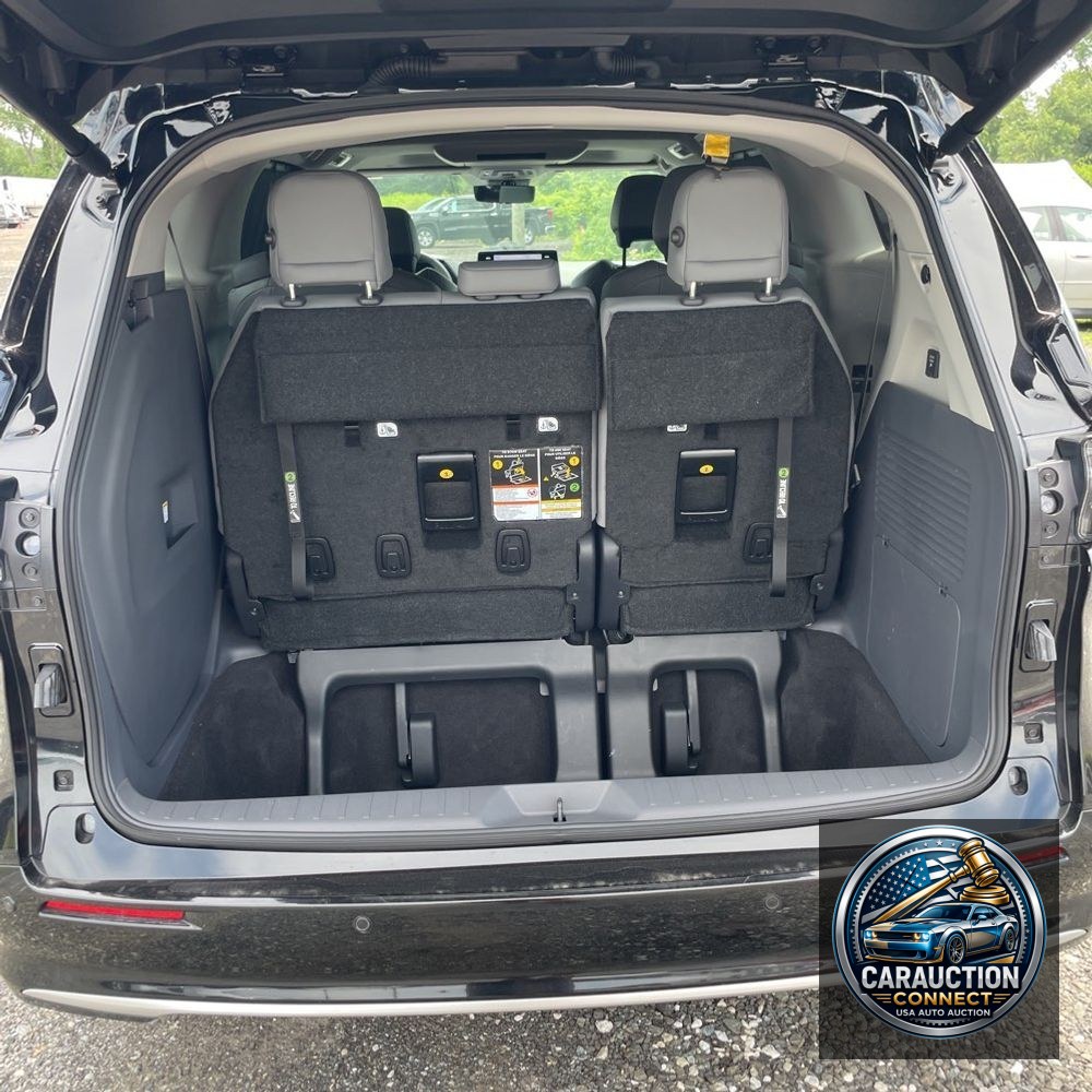 2024 Toyota Sienna Limited 7-Passenger