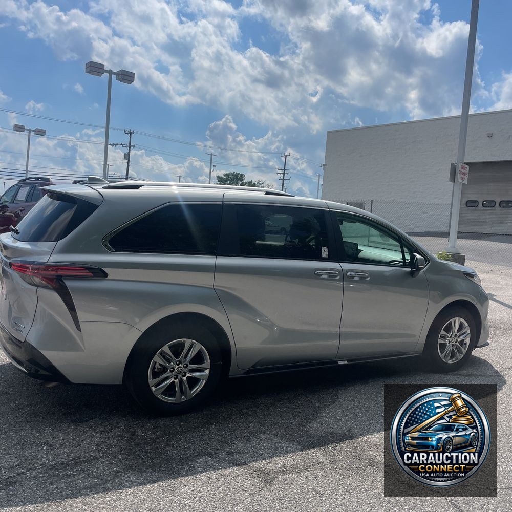 2024 Toyota Sienna Limited 7-Passenger