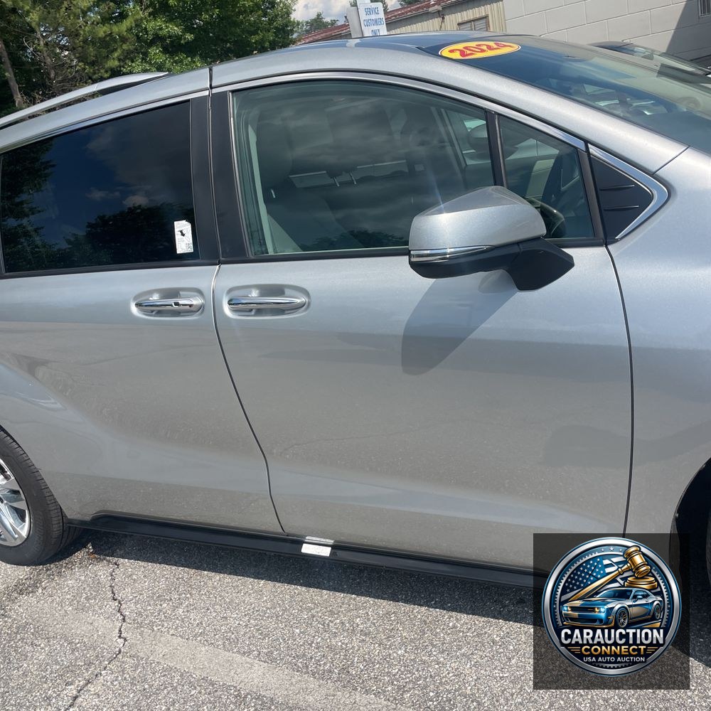 2024 Toyota Sienna Limited 7-Passenger
