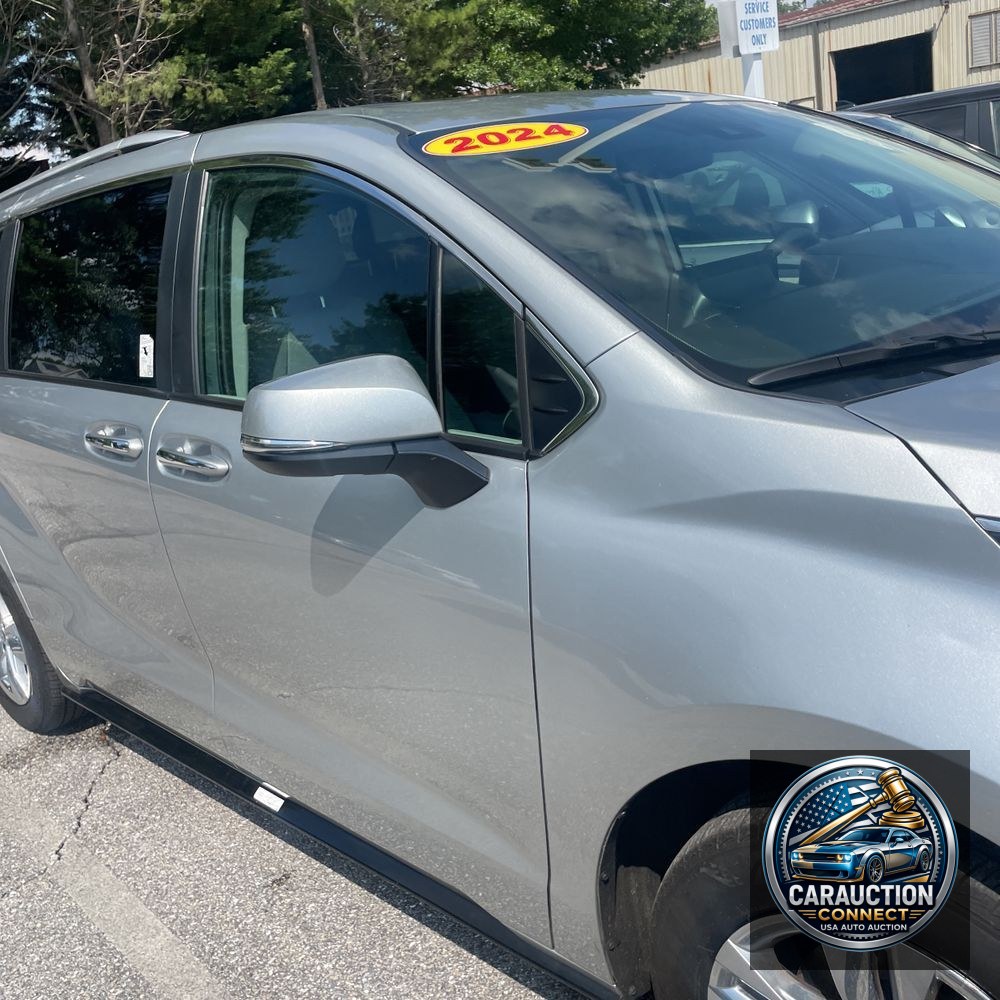 2024 Toyota Sienna Limited 7-Passenger