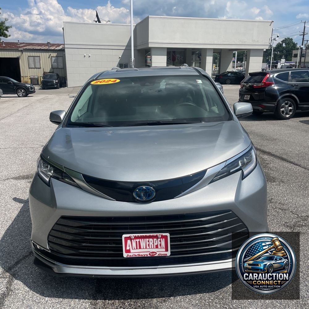 2024 Toyota Sienna Limited 7-Passenger