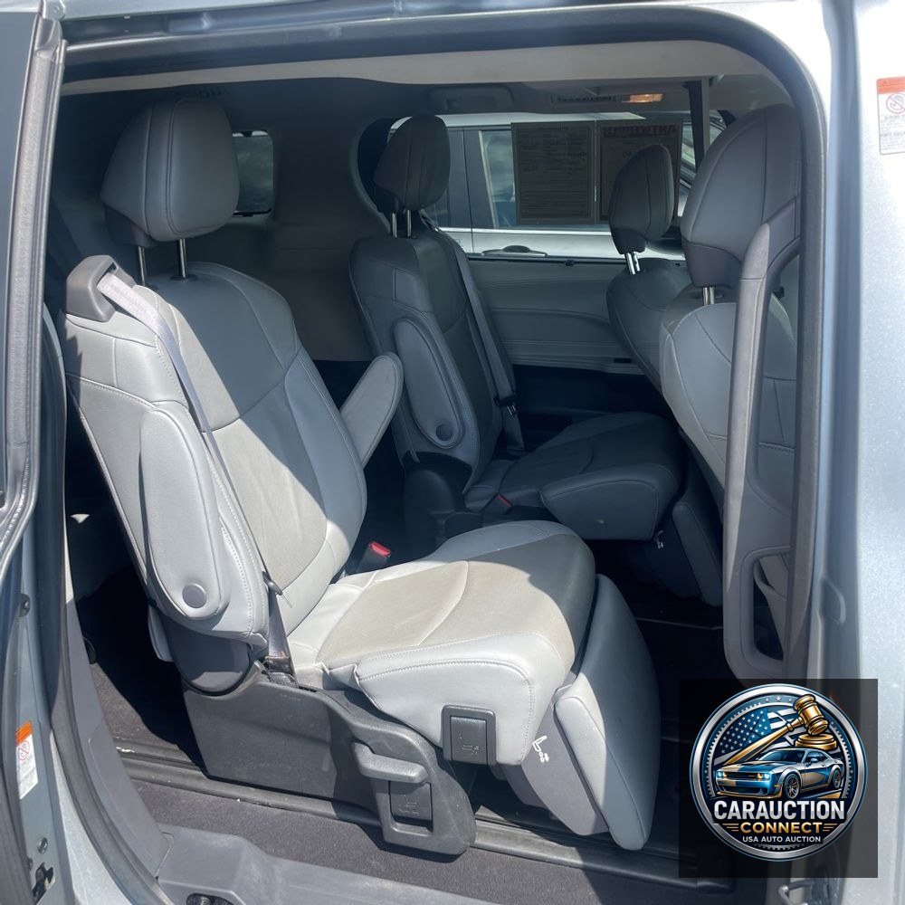 2024 Toyota Sienna Limited 7-Passenger