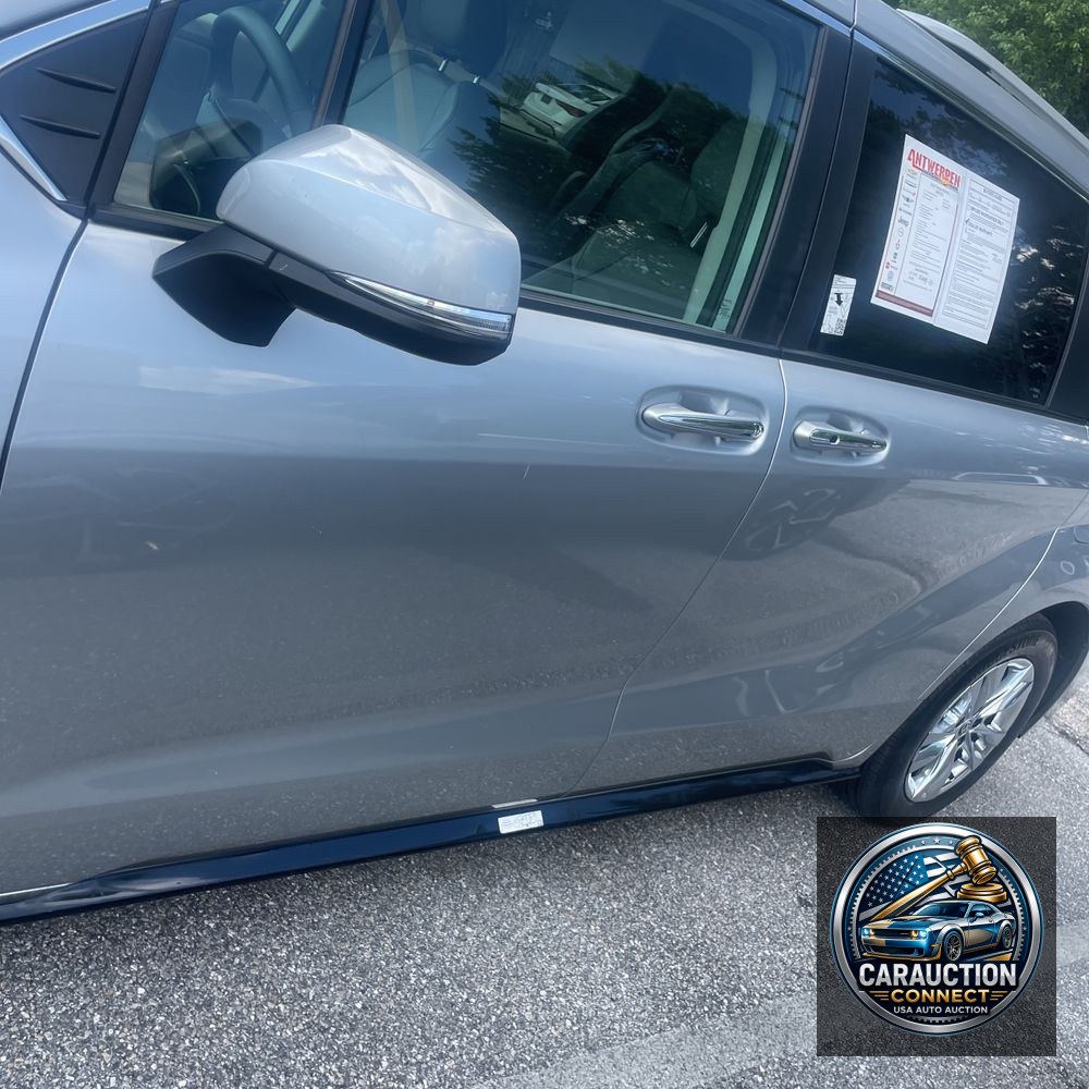 2024 Toyota Sienna Limited 7-Passenger