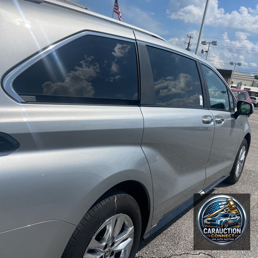 2024 Toyota Sienna Limited 7-Passenger