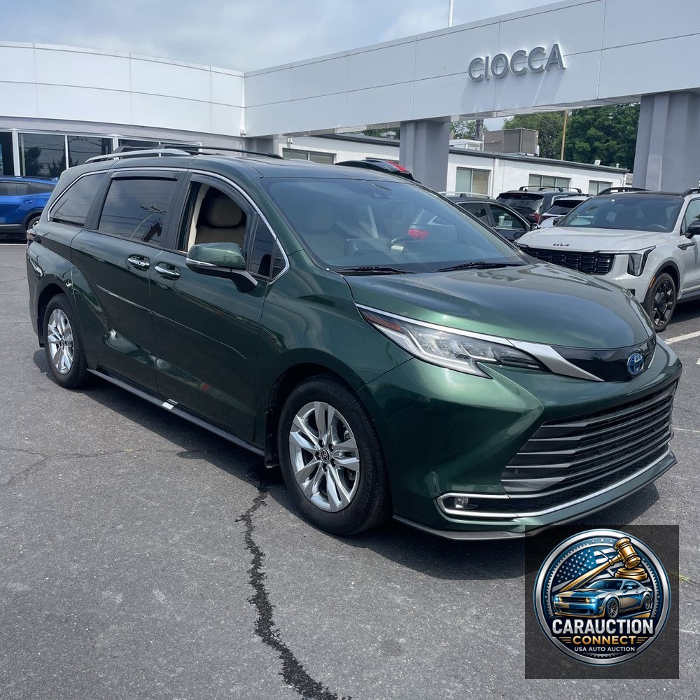 2023 Toyota Sienna Limited 7-Passenger