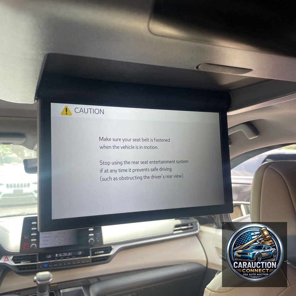 2023 Toyota Sienna Limited 7-Passenger