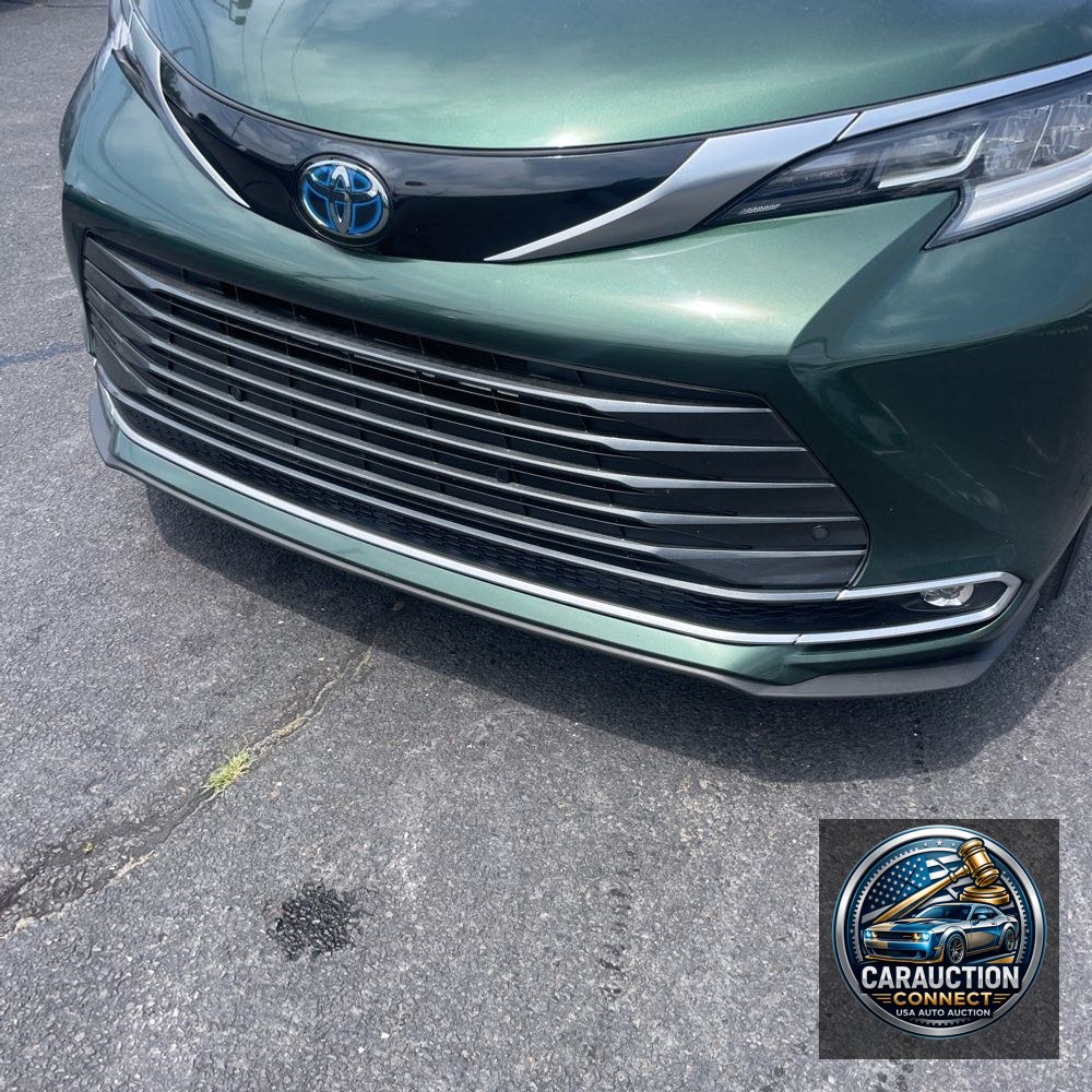 2023 Toyota Sienna Limited 7-Passenger
