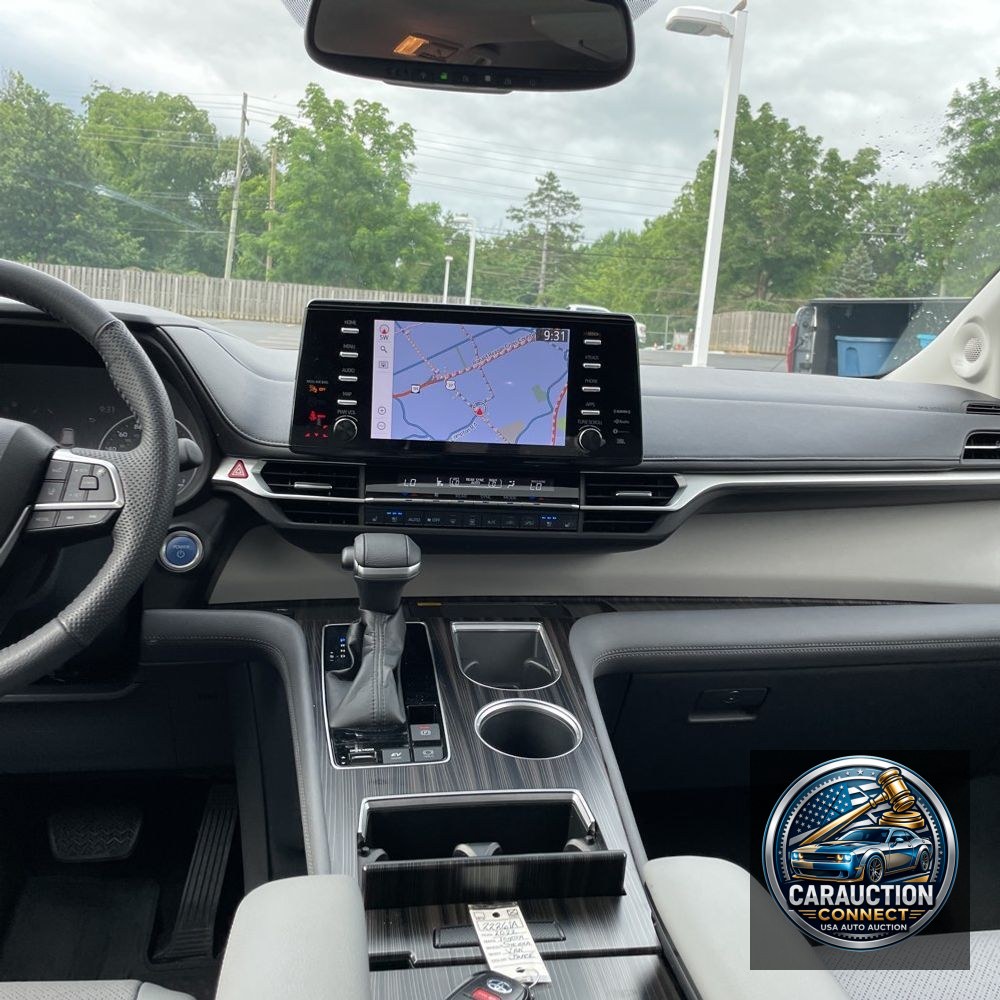 2022 Toyota Sienna Limited 7-Passenger
