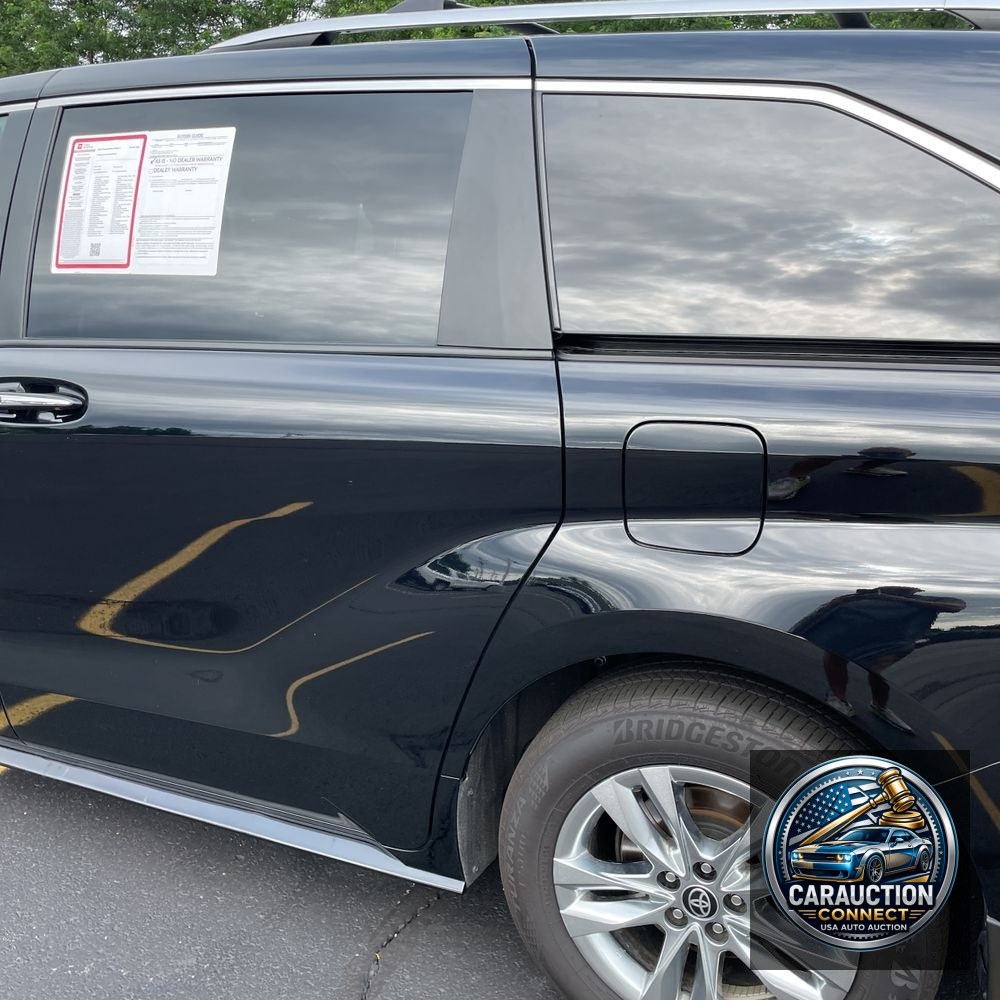 2022 Toyota Sienna Limited 7-Passenger