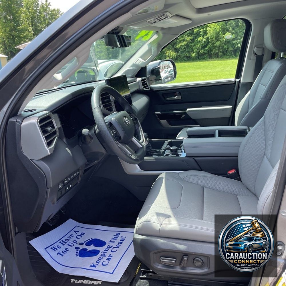 2024 Toyota Tundra Limited HV