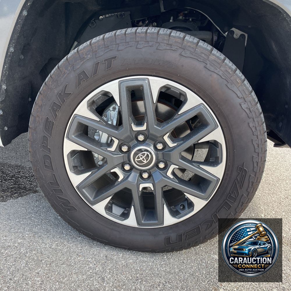 2023 Toyota Tundra Limited HV