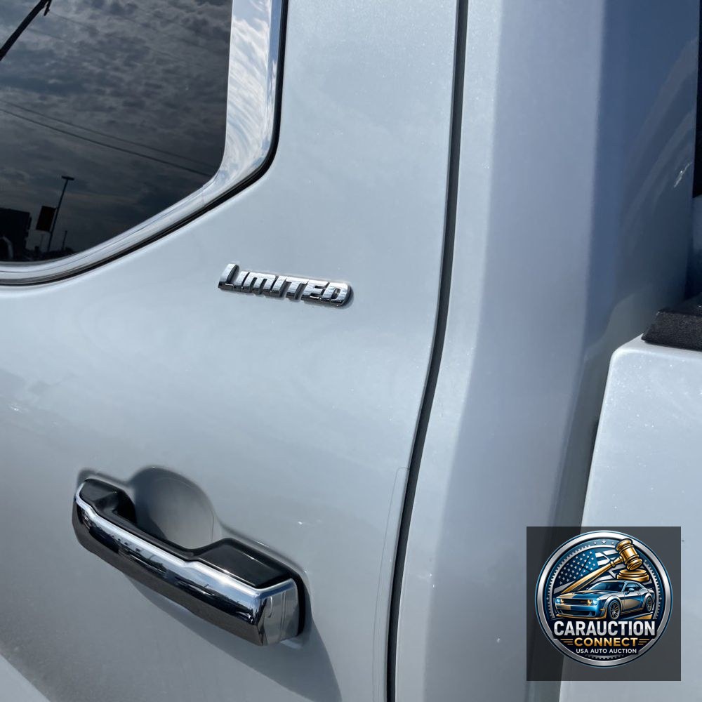 2023 Toyota Tundra Limited HV