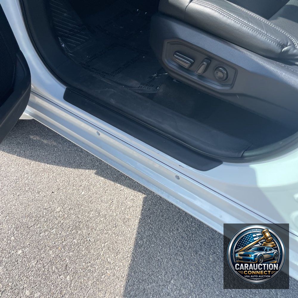 2023 Toyota Tundra Limited HV