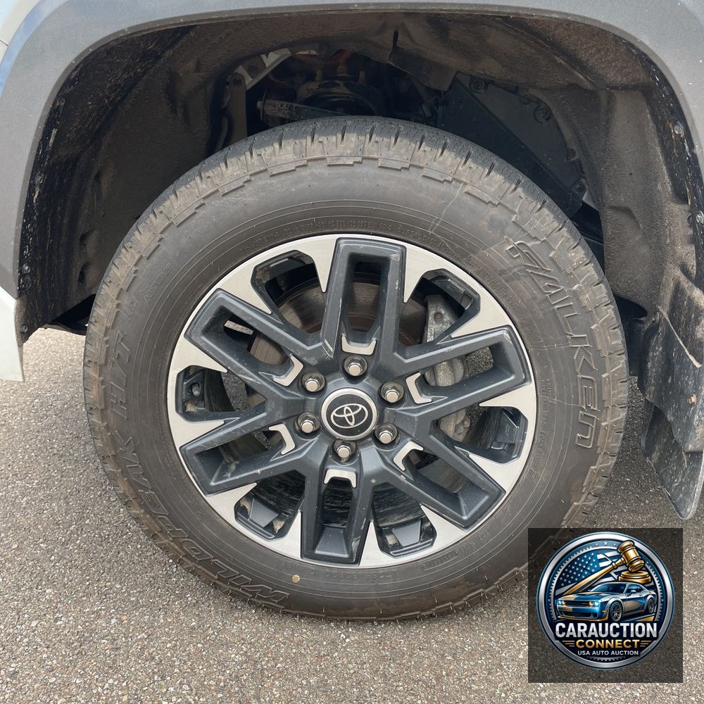 2024 Toyota Tundra Limited HV