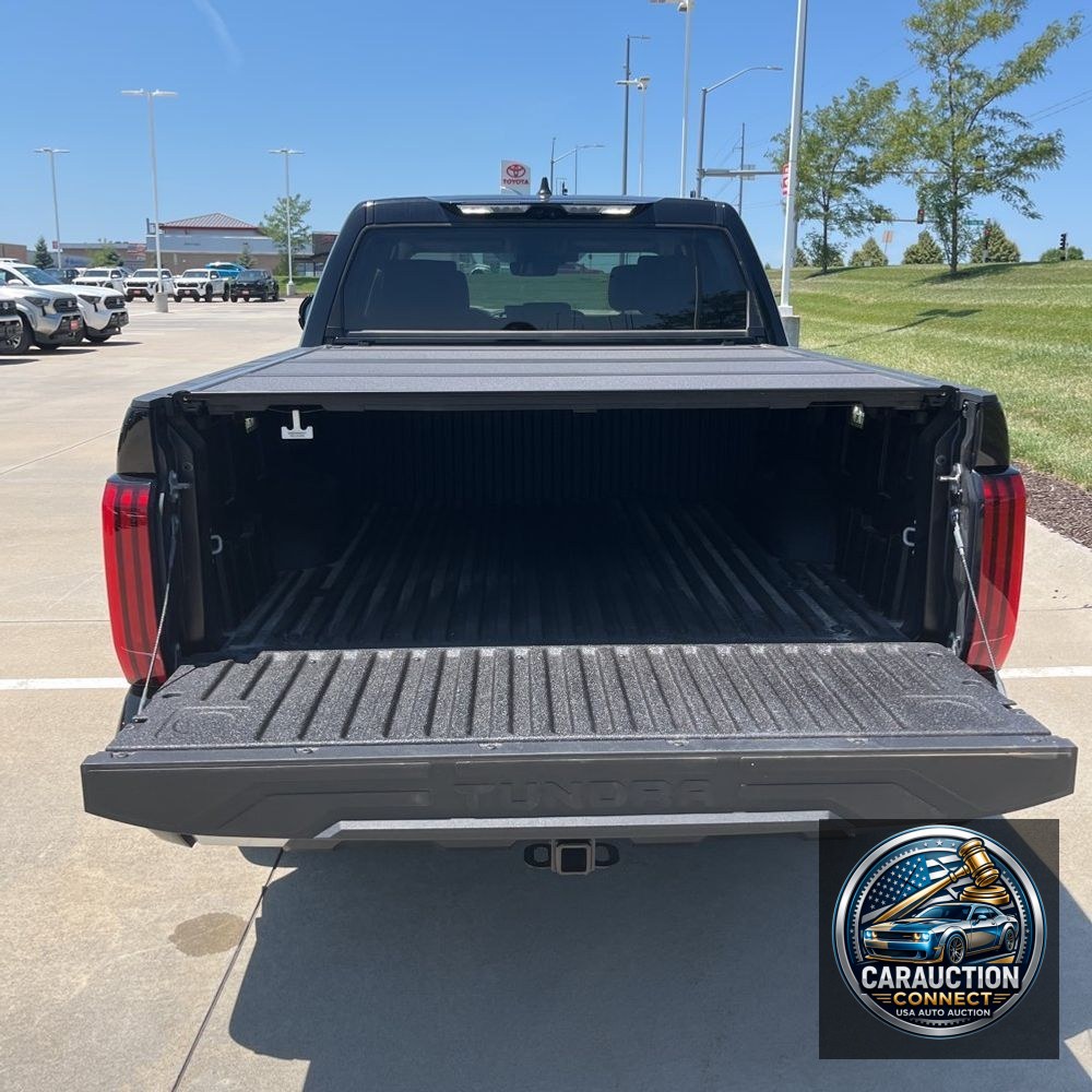 2024 Toyota Tundra Limited HV