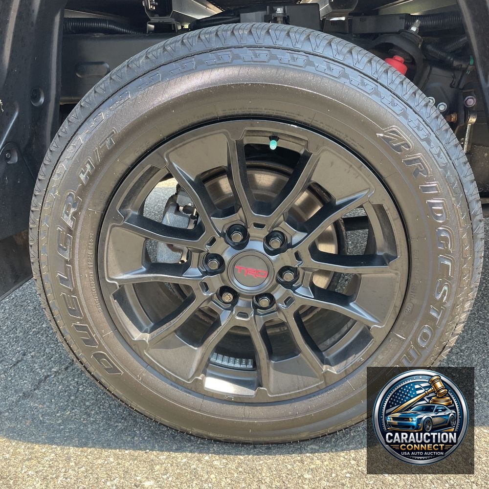 2023 Toyota Tundra Limited HV