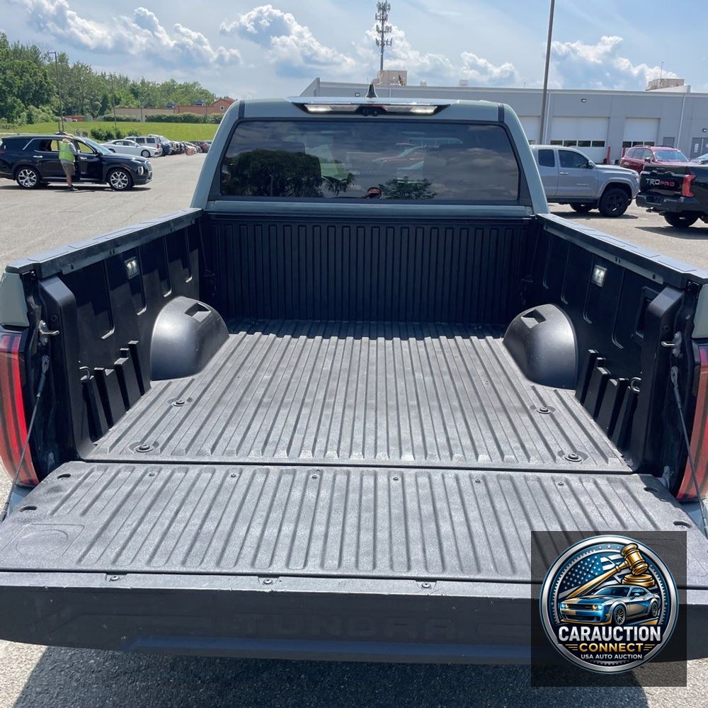 2023 Toyota Tundra Limited HV