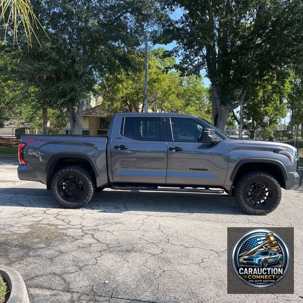 2023 Toyota Tundra Limited HV