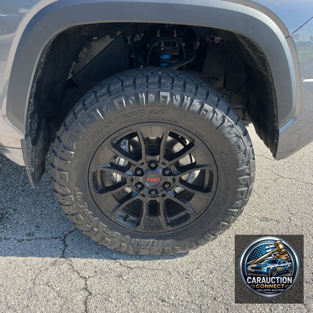 2023 Toyota Tundra Limited HV