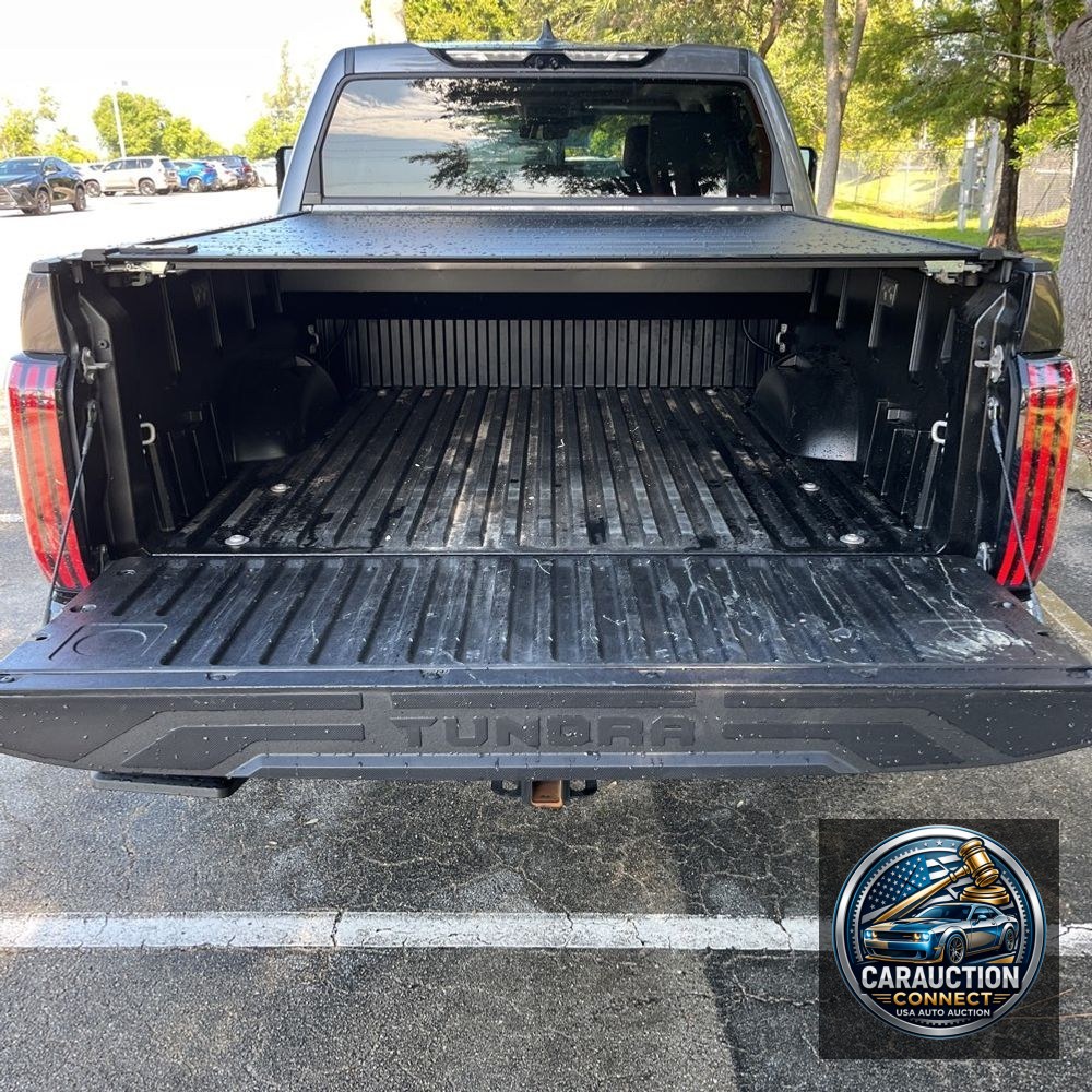 2023 Toyota Tundra Limited HV