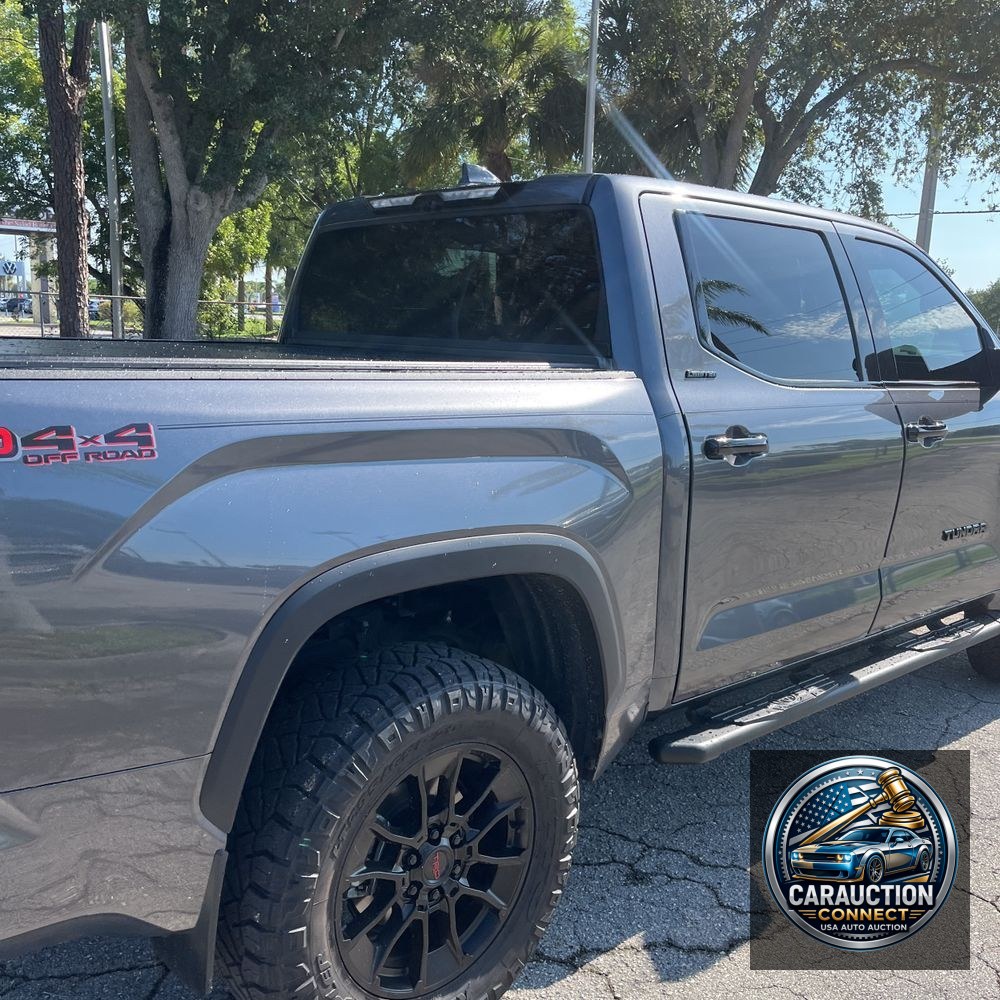 2023 Toyota Tundra Limited HV