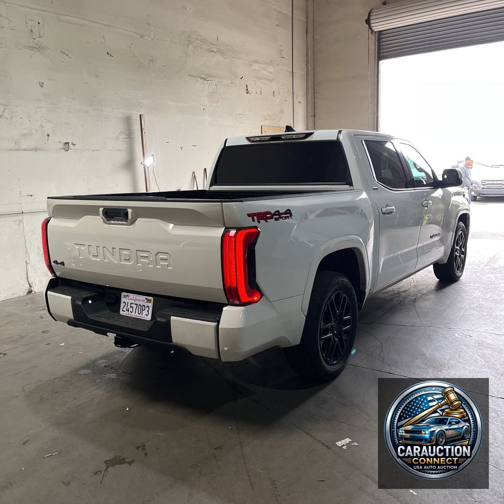 2022 Toyota Tundra SR5