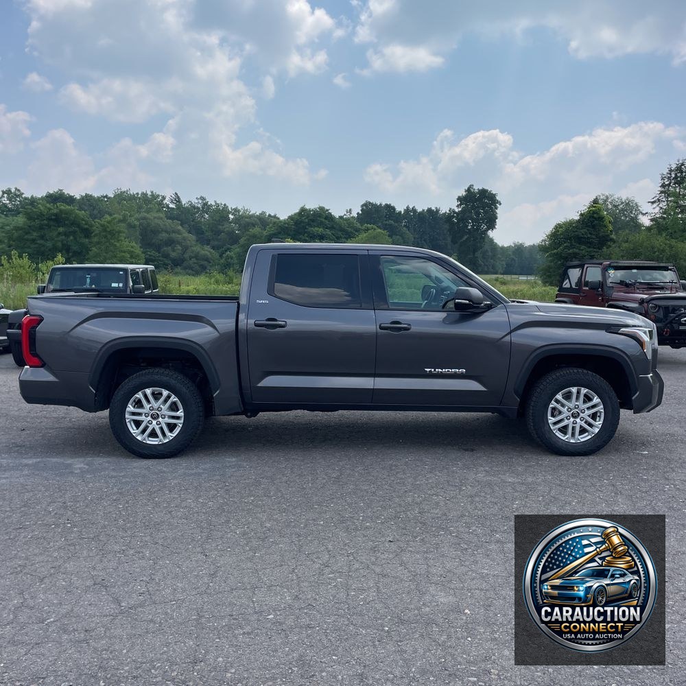 2022 Toyota Tundra SR5