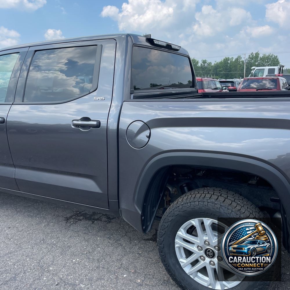 2022 Toyota Tundra SR5