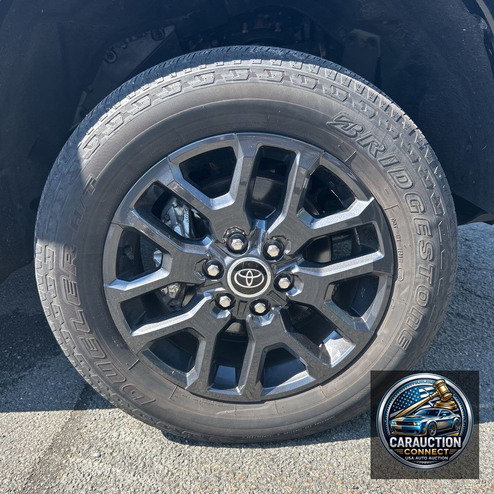 2022 Toyota Tundra Platinum