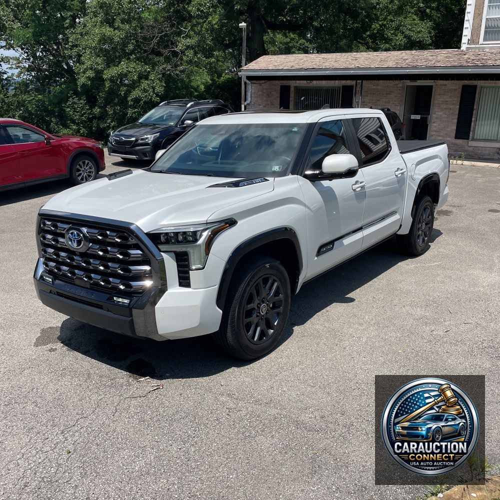 2024 Toyota Tundra Platinum HV