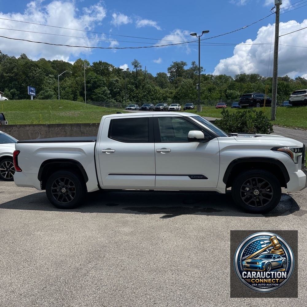 2024 Toyota Tundra Platinum HV