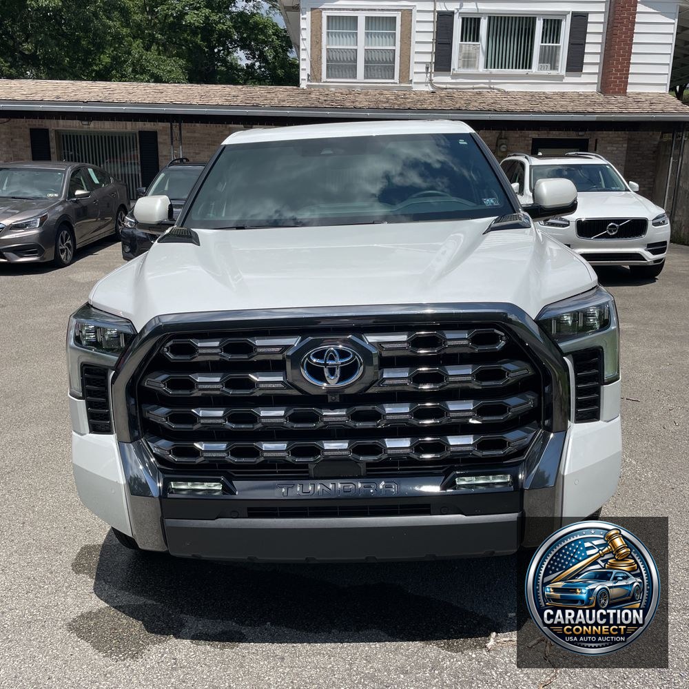2024 Toyota Tundra Platinum HV