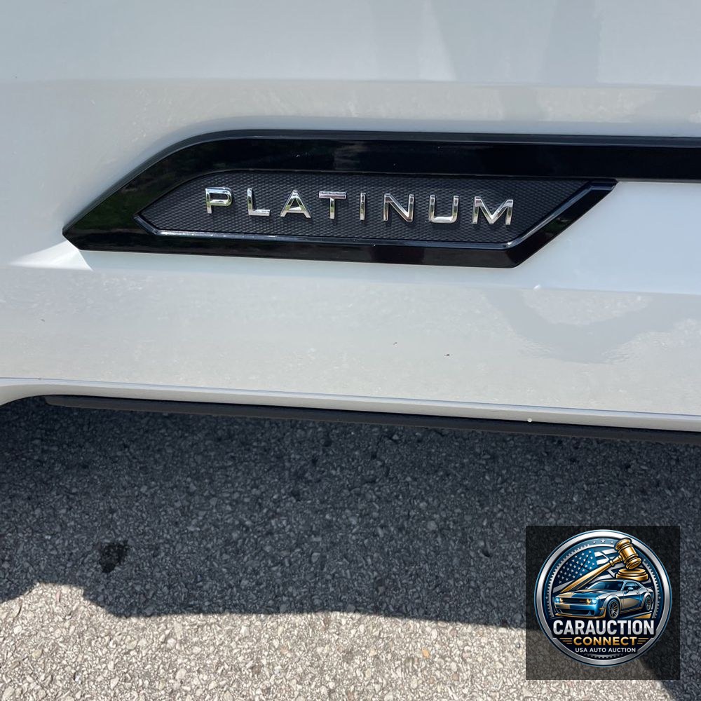 2024 Toyota Tundra Platinum HV