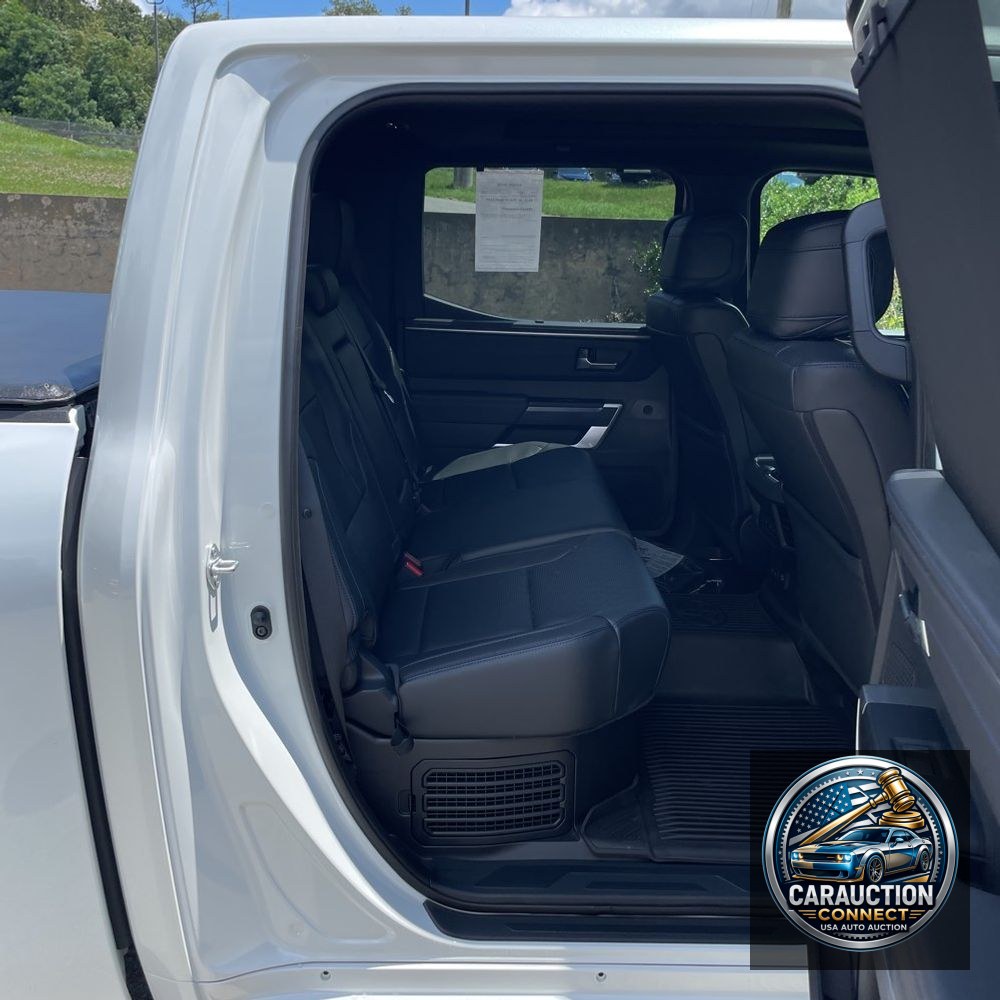 2024 Toyota Tundra Platinum HV