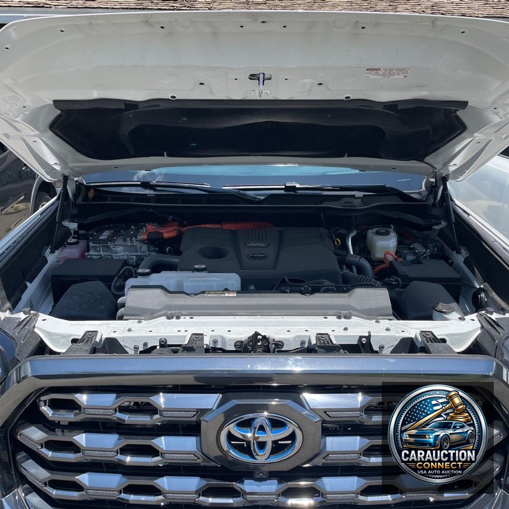 2024 Toyota Tundra Platinum HV