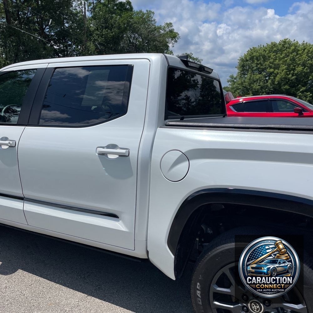 2024 Toyota Tundra Platinum HV