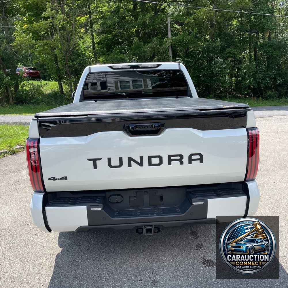 2024 Toyota Tundra Platinum HV
