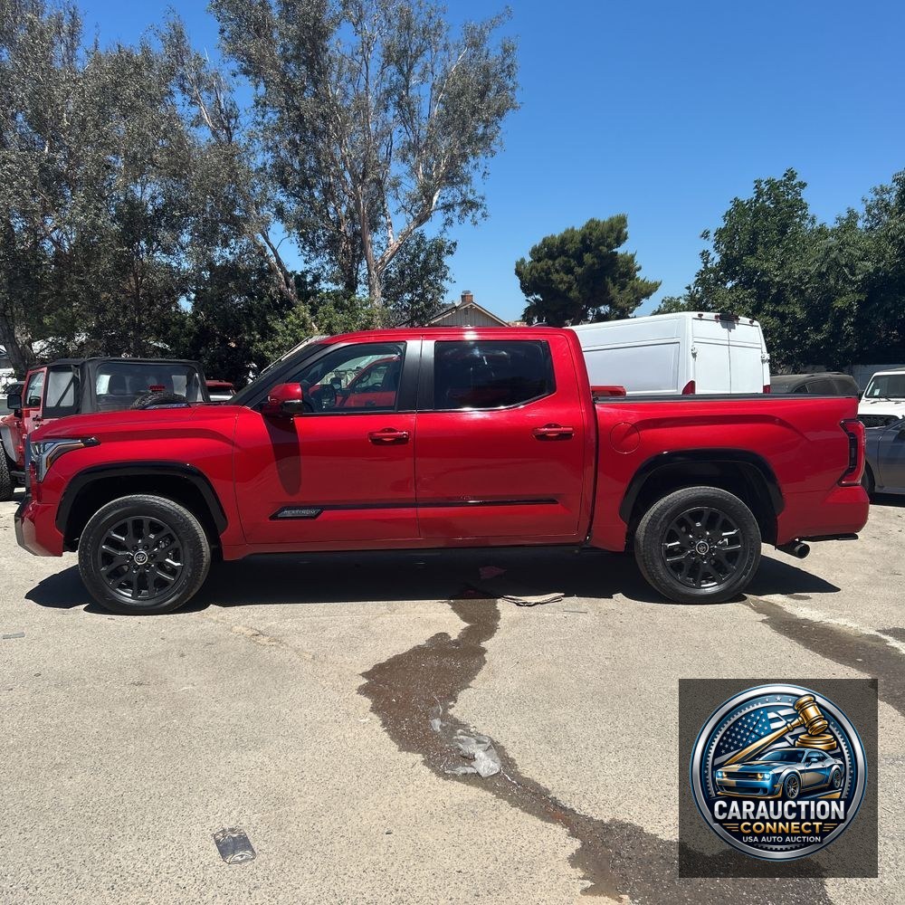 2024 Toyota Tundra Platinum HV