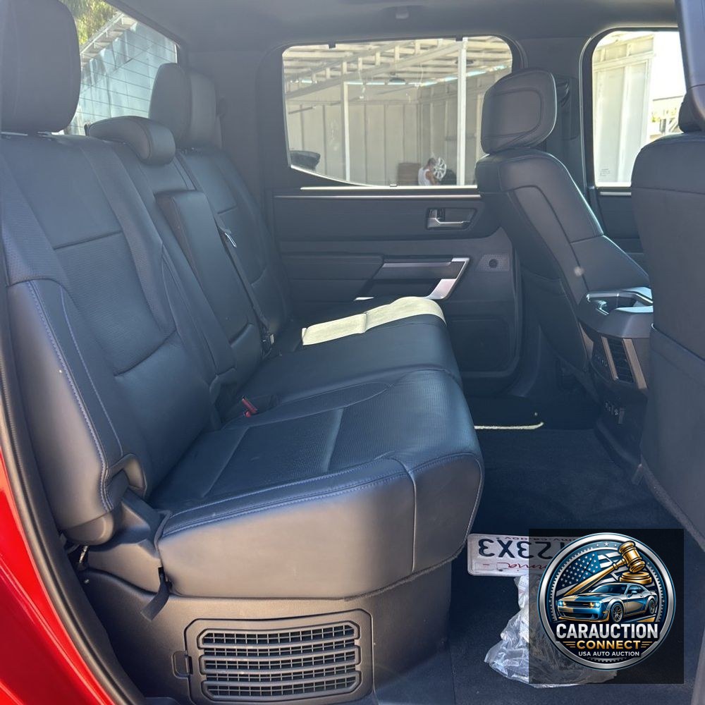 2024 Toyota Tundra Platinum HV