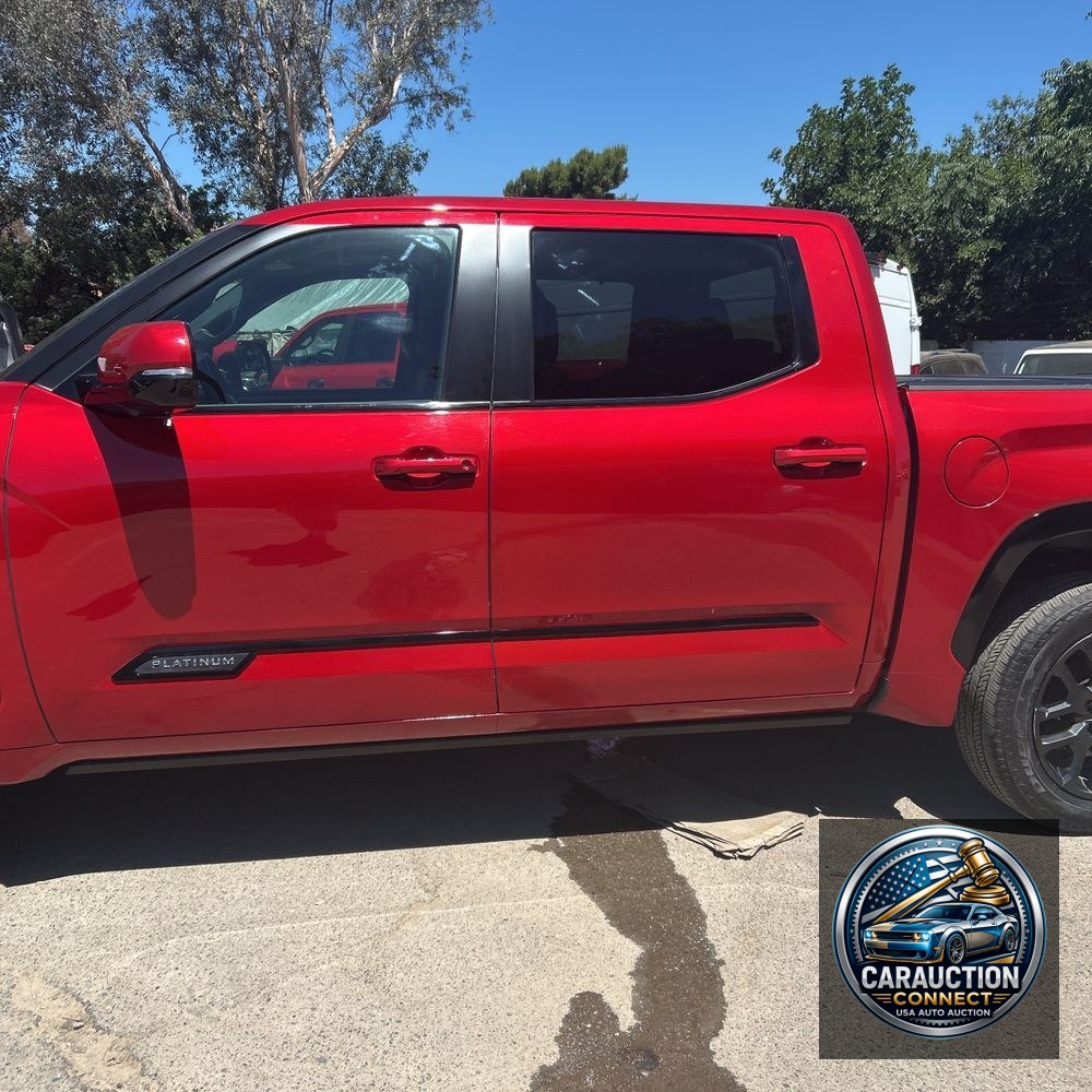 2024 Toyota Tundra Platinum HV