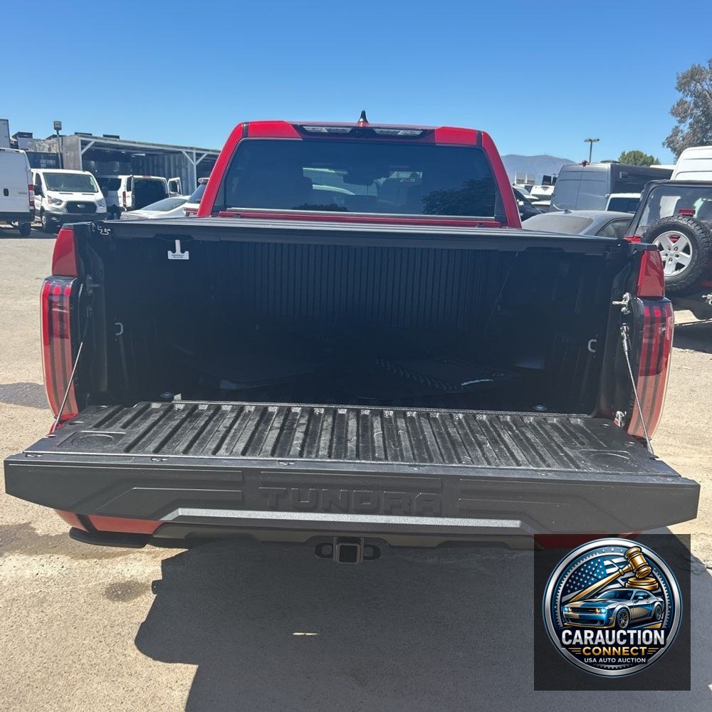 2024 Toyota Tundra Platinum HV